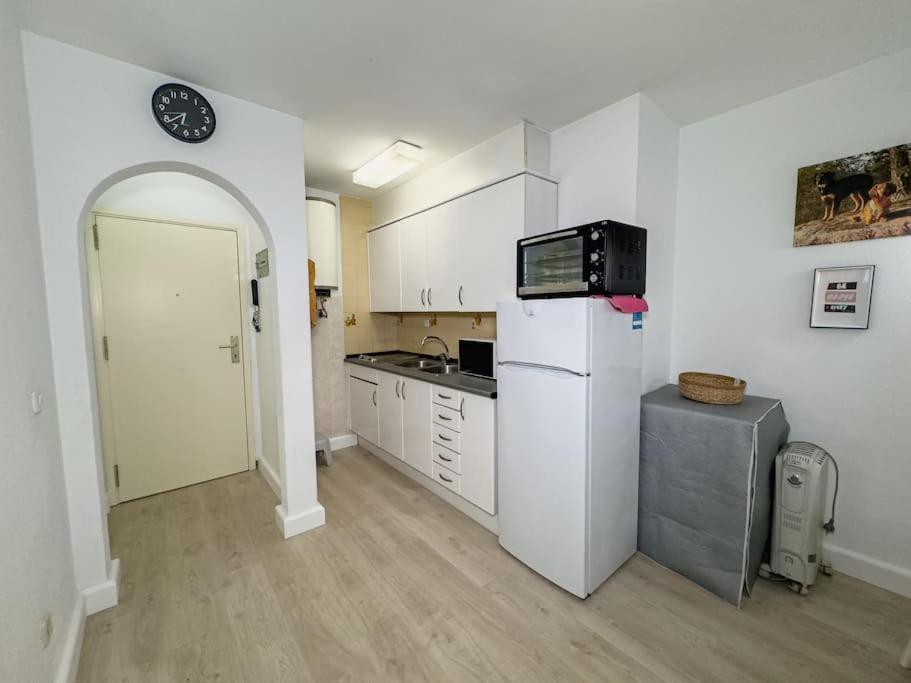 Apartamento Marina Roses Zewnętrze zdjęcie